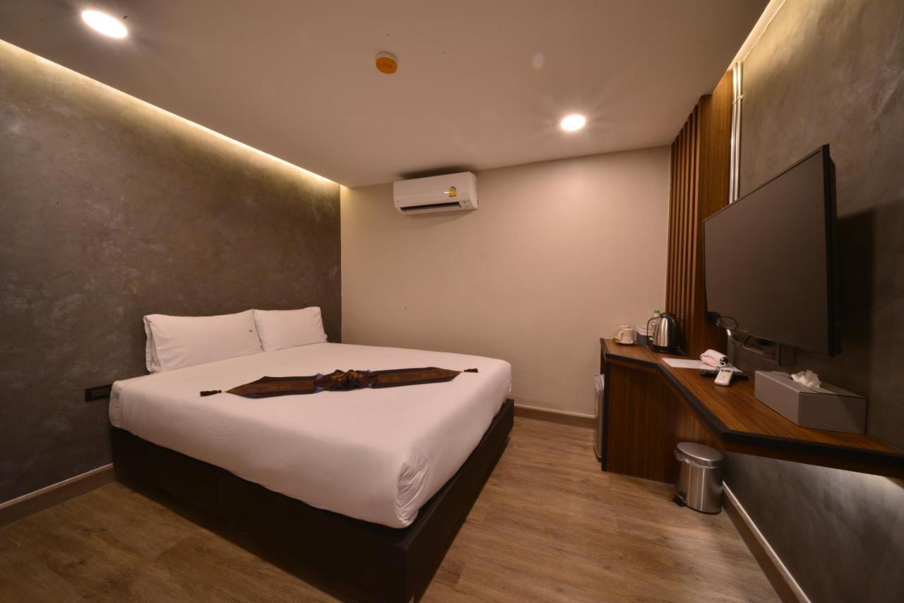 Sureena Hotel Pattaya Esterno foto